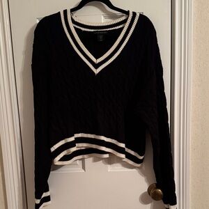 House of Harlow 1960 Black V-Neck Cable Knit Sweater with White Trim